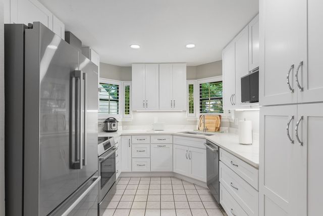 3315 Water Oak Court, Farmers Branch, TX 75234