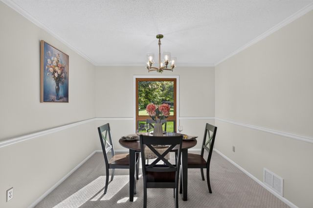 9829 105th Avenue N, Maple Grove, MN 55369