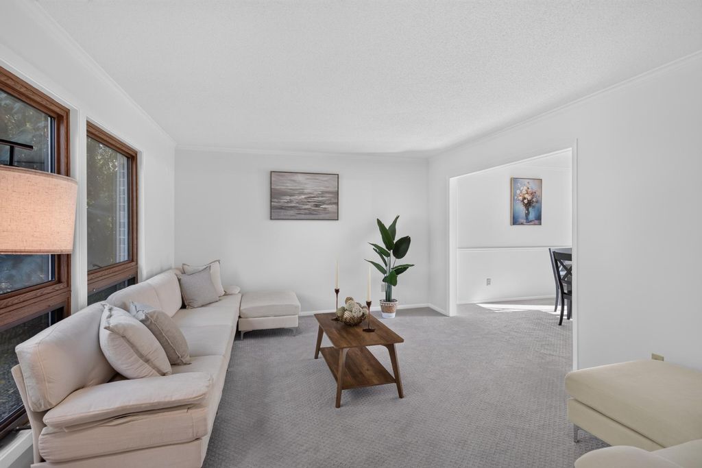 9829 105th Avenue N, Maple Grove, MN 55369 — photo 2