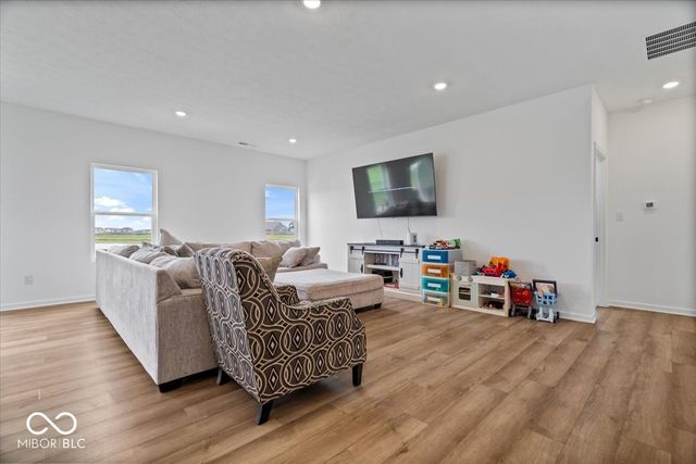 1549 Little Rodeo Place, Greenwood, IN 46143