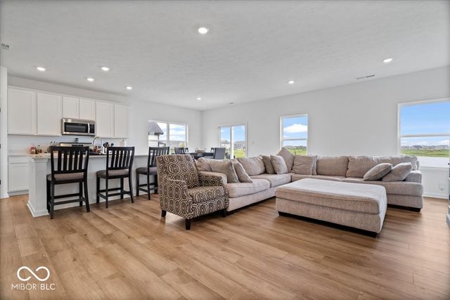 1549 Little Rodeo Place, Greenwood, IN 46143