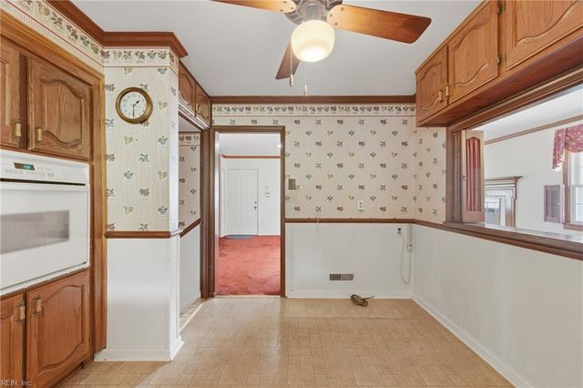 710 Arlington TER, Hampton, VA 23666