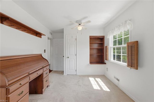 710 Arlington TER, Hampton, VA 23666