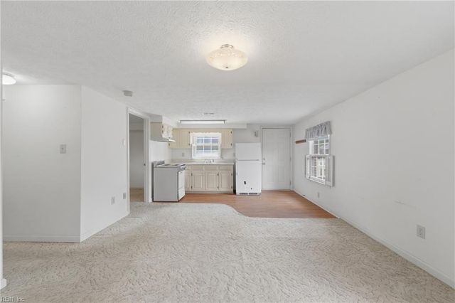710 Arlington TER, Hampton, VA 23666
