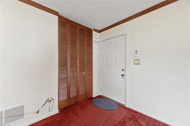 710 Arlington TER, Hampton, VA 23666