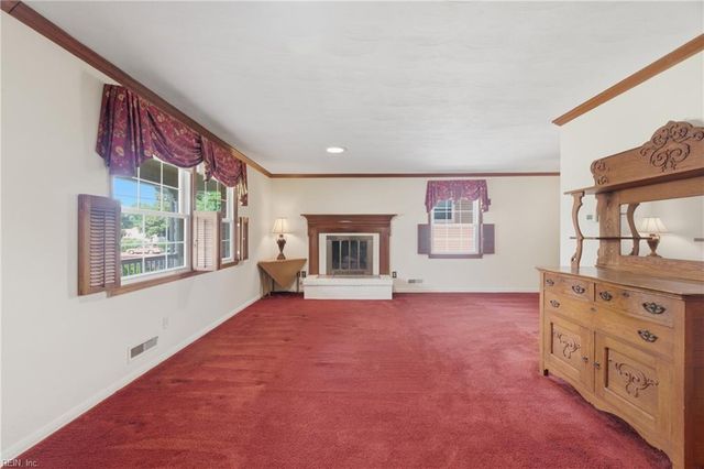 710 Arlington TER, Hampton, VA 23666