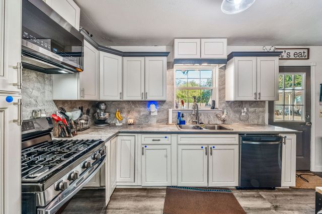 261 Barker Street, Stephenville, TX 76401