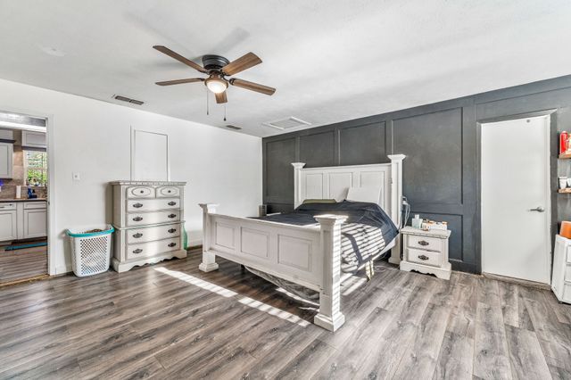 261 Barker Street, Stephenville, TX 76401