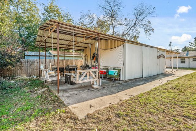 261 Barker Street, Stephenville, TX 76401