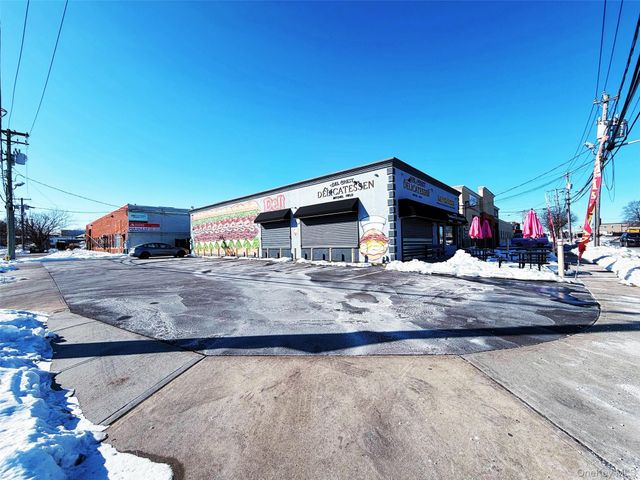 621 Chestnut Street, Garden City, NY 11530