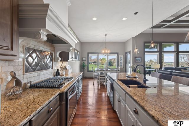 17508 Ridgemont Street, Omaha, NE 68136