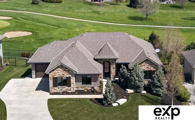 17508 Ridgemont Street, Omaha, NE 68136