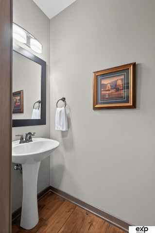 17508 Ridgemont Street, Omaha, NE 68136