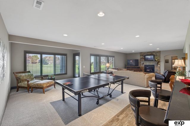 17508 Ridgemont Street, Omaha, NE 68136