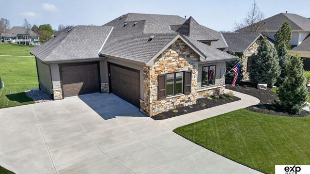 17508 Ridgemont Street, Omaha, NE 68136