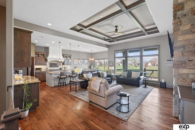 17508 Ridgemont Street, Omaha, NE 68136