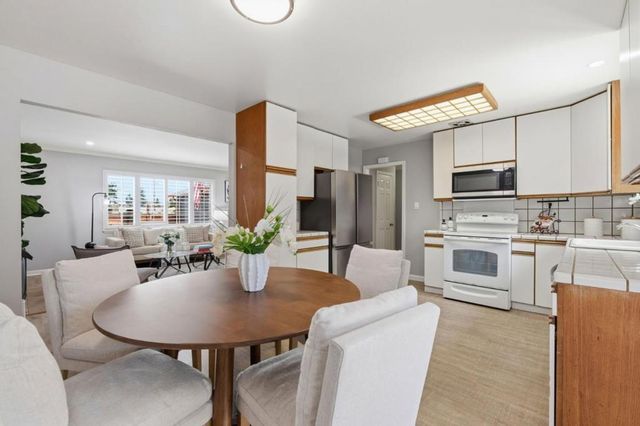 330 Falgren Avenue, Hayward, CA 94541