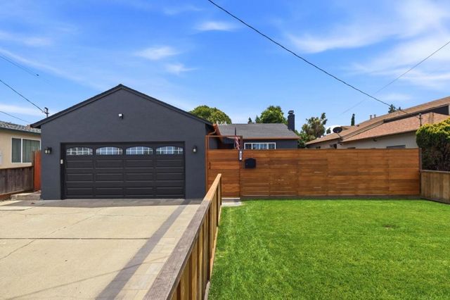 330 Falgren Avenue, Hayward, CA 94541