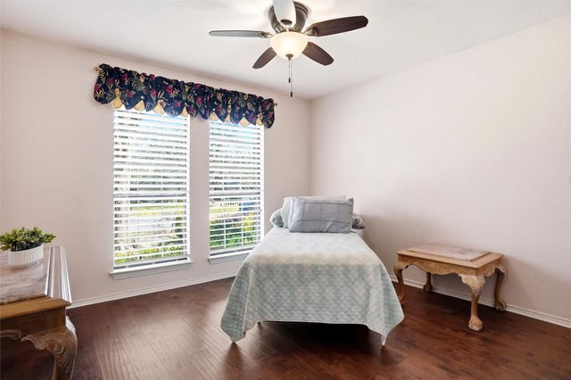 121 Montreal Drive, Hurst, TX 76054