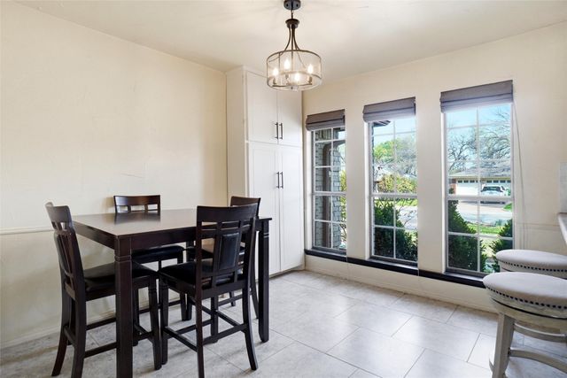 121 Montreal Drive, Hurst, TX 76054