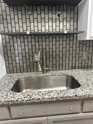 3535 Nasa Rd 1 Parkway 52, Seabrook, TX 77586