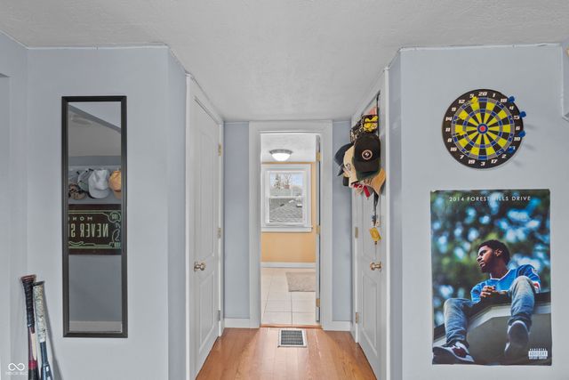 1302 E 8th Street, Anderson, IN 46012