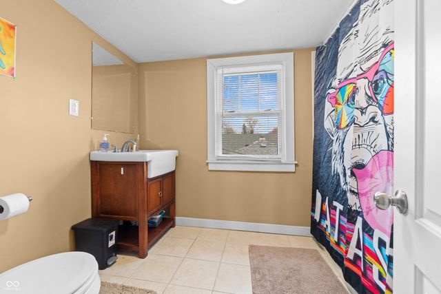 1302 E 8th Street, Anderson, IN 46012