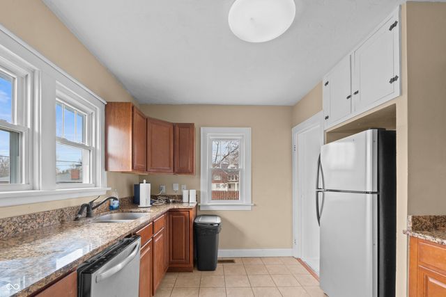 1302 E 8th Street, Anderson, IN 46012