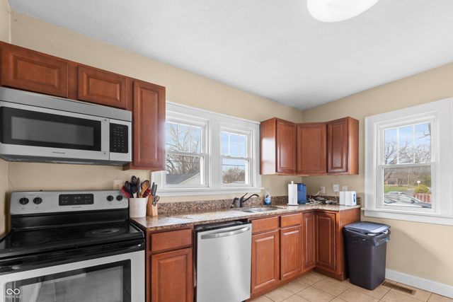 1302 E 8th Street, Anderson, IN 46012