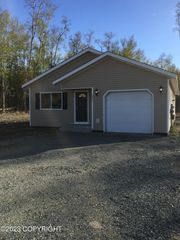 2335 W Eagles Nest Circle, Wasilla, AK 99654