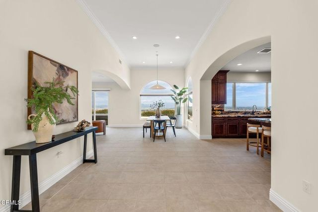 686 Skyview Terrace, Ventura, CA 93003