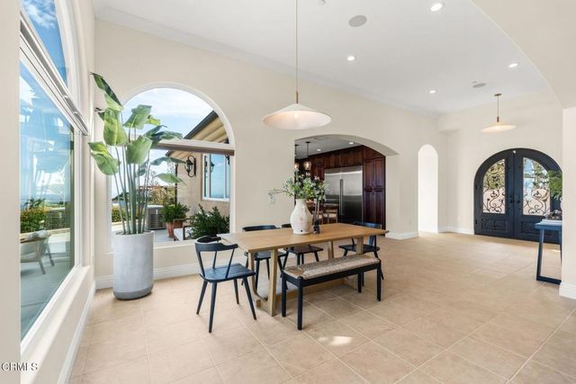 686 Skyview Terrace, Ventura, CA 93003