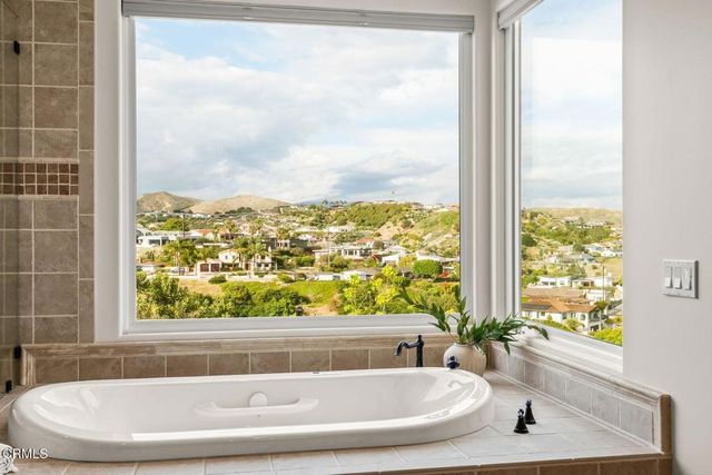 686 Skyview Terrace, Ventura, CA 93003