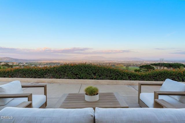 686 Skyview Terrace, Ventura, CA 93003