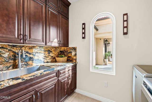 686 Skyview Terrace, Ventura, CA 93003