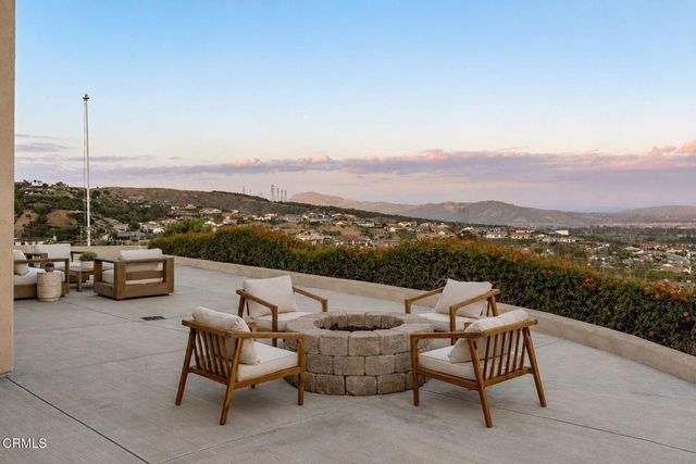 686 Skyview Terrace, Ventura, CA 93003