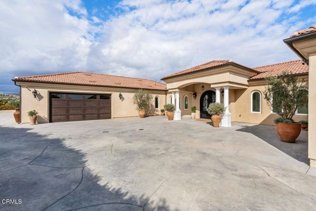 686 Skyview Terrace, Ventura, CA 93003