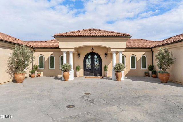 686 Skyview Terrace, Ventura, CA 93003