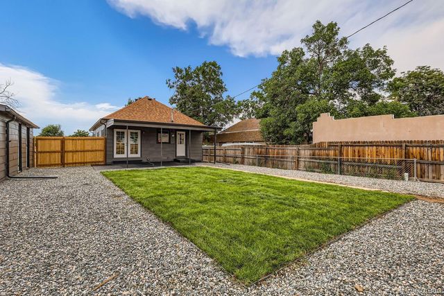 1450 Joliet Street, Aurora, CO 80010