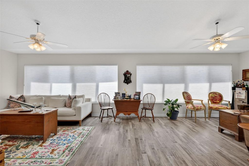 Image 23 of property listing at 3024 PAYNES PLACE, The Villages, FL 32162