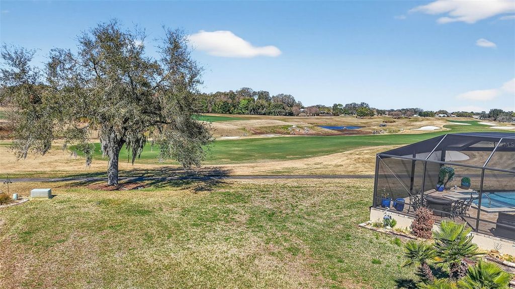 Image 49 of property listing at 3024 PAYNES PLACE, The Villages, FL 32162