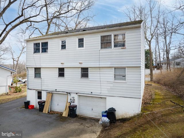 404-406 SYLVAN DR, State College, PA 16803