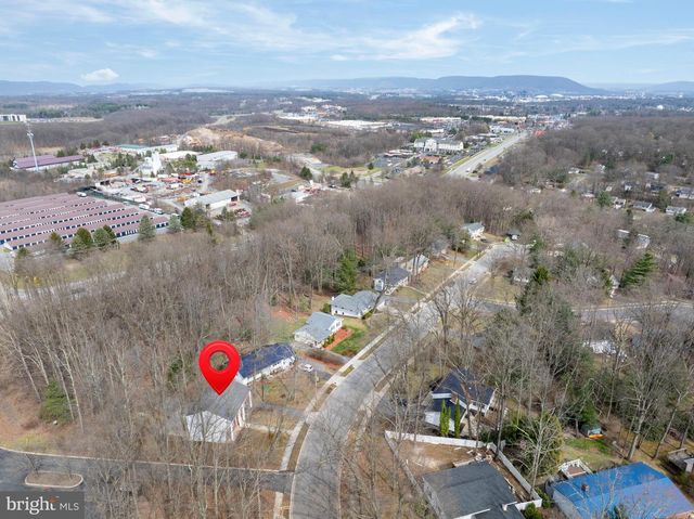 404-406 SYLVAN DR, State College, PA 16803