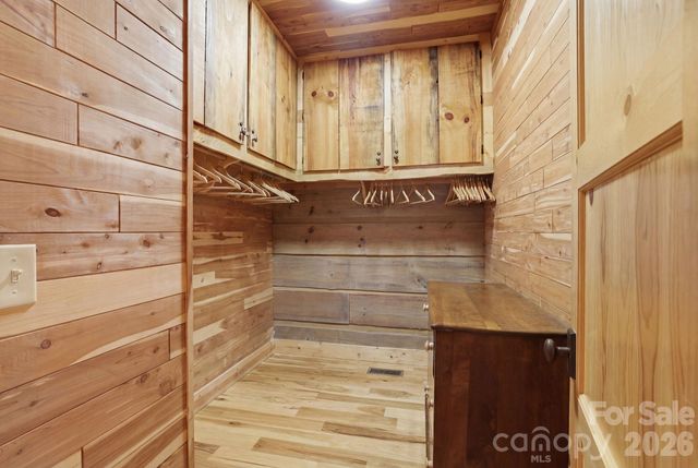 2150 Shellstand Road, Almond, NC 28702