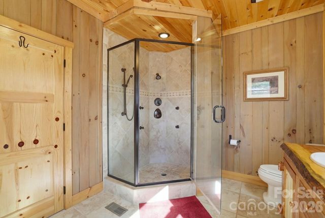 2150 Shellstand Road, Almond, NC 28702