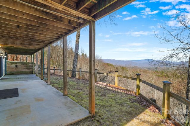 2150 Shellstand Road, Almond, NC 28702