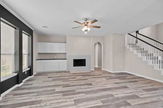 1327 Serene Trail, Tomball, TX 77375
