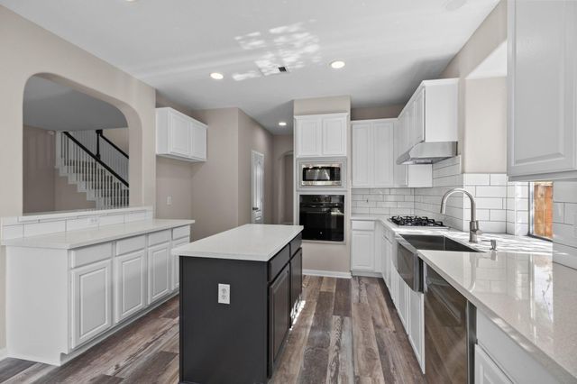 1327 Serene Trail, Tomball, TX 77375
