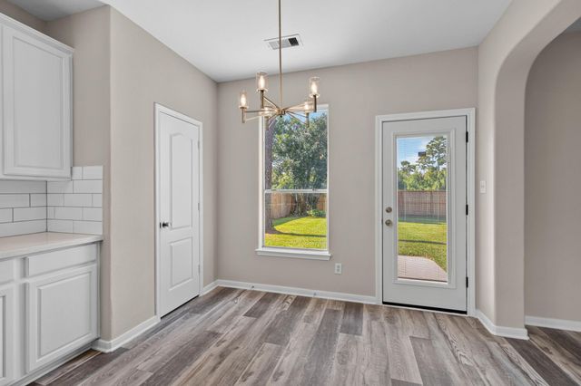 1327 Serene Trail, Tomball, TX 77375