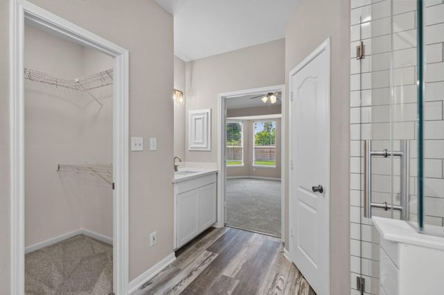1327 Serene Trail, Tomball, TX 77375